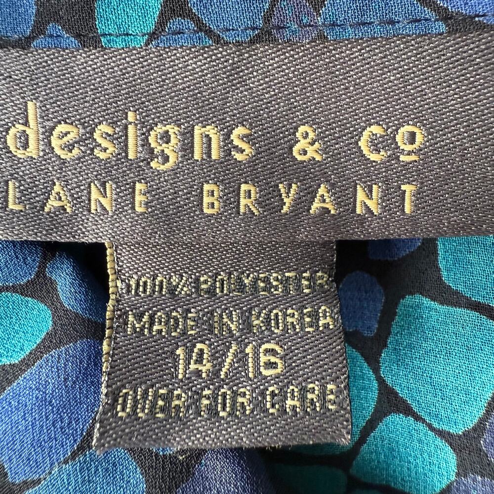 features a vibrant mosaic-style pattern in shades of blue and teal Size 14 - Picture 8 of 10